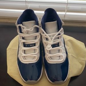 Jordan 11 win like 82 9/10 condition